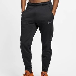 Nike Therma Fit Men Tapered Training Pants